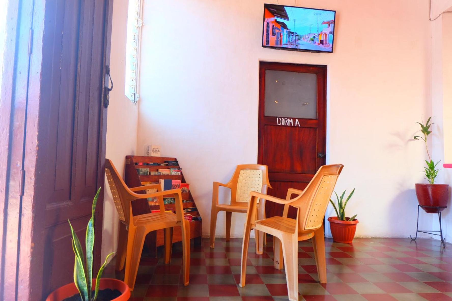 Deakachimba Hostel กรานาดา ภายนอก รูปภาพ