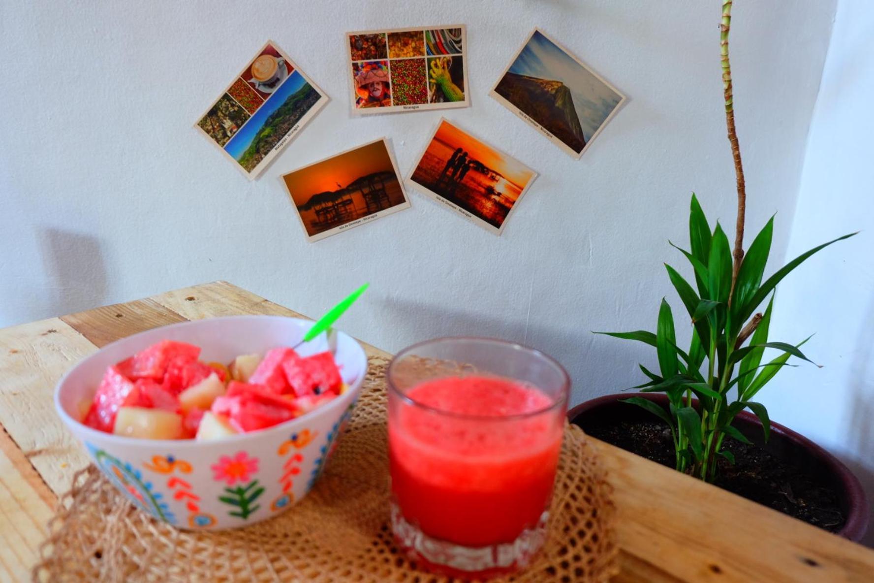Deakachimba Hostel กรานาดา ภายนอก รูปภาพ